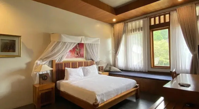 Suite Rumah Stroberi Organic Farm and Lodge