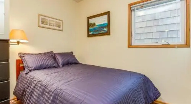 Buried Treasure, Book Hotel Neskowin Oregon Coast
