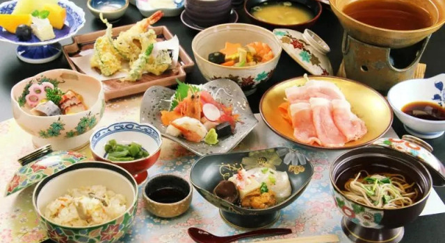 Dai Onsen Iyashironoyu Hotel San-emon, Prenota Hotel Hanamaki Iwate