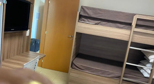 Apartamento confortável em caldas novas com espaço aquático, 6 piscinas , 3 hidromassagem , Bar e Restaurante , Sauna , espaço kids, Забронировать Апартаменты/квартира Калдас-Новас Гояс