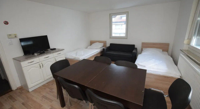 AB Apartment 15