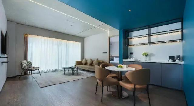 Люкс Executive Novotel Kunming Yunjin