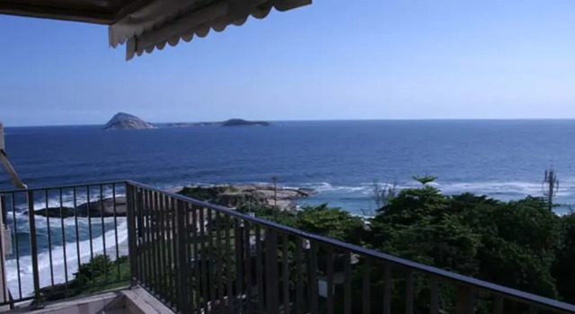 Апартаменты Stunning View 2 Bdrm Apartment Arpoador