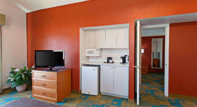 Двухместный люкс c 1 комнатой La Quinta Inn by Wyndham Costa Mesa Orange County