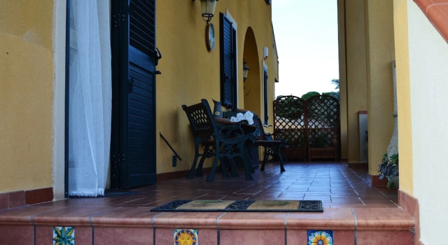 B b S Elia Villa Surrounded by Greenery Inside the Historic Dubini Park, Buchen Sie Villa San Cataldo Sizilien
