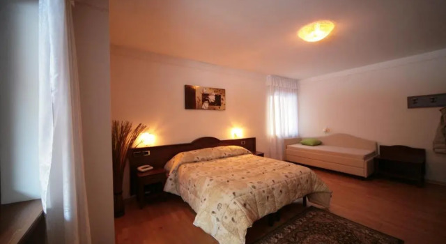 Hotel Marianna, Забронировать Отель Рокка-Пьеторе Чиветта