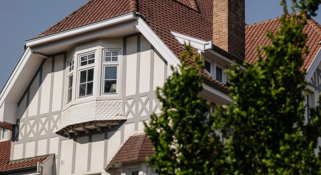 Stylish Apartment With Balcony/terrace, Rezerwuj Apartament Hotele w Bruksela z parkingiem, Parking