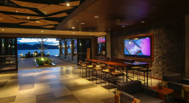 Two Seasons Coron Bayside Hotel, Rezerwuj Hotel Hotele w Coron Town Proper z parkingiem, Parking