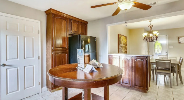 Gulf Village 3 Bedroom Home, Забронировать Отель Галвестон Texas Gulf Coast, рядом с Galveston Island Railroad Museum and Terminal