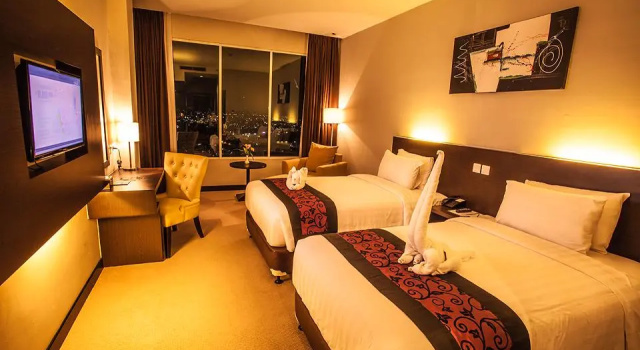 Номер Deluxe Kings Hotel Nagoya Batam