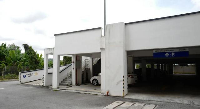 Pangsapuri Suria Kota Damansara by Friend