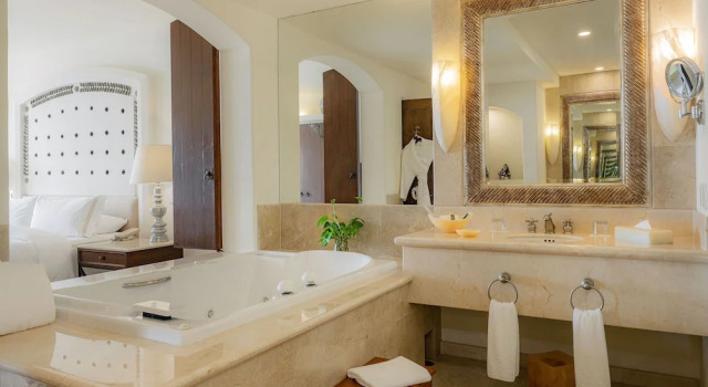 Люкс Marquis Presidential Marquis Los Cabos, an All