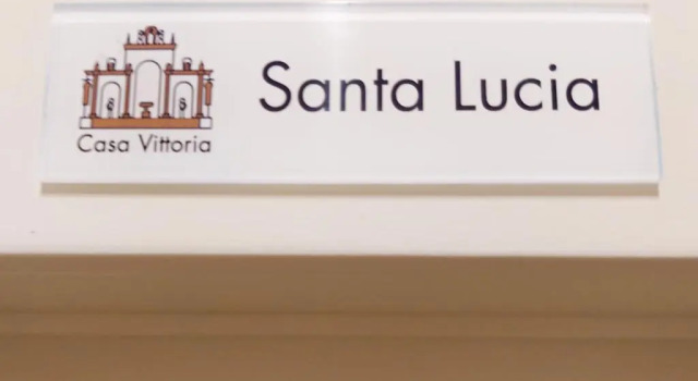 Трёхместный люкс Casa Vittoria Napoli - Santa Lucia