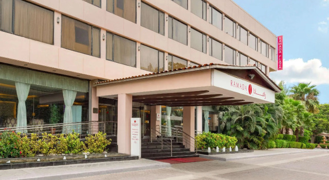 Camera Standard Ramada Plaza by Wyndham Karachi Airport Hotel