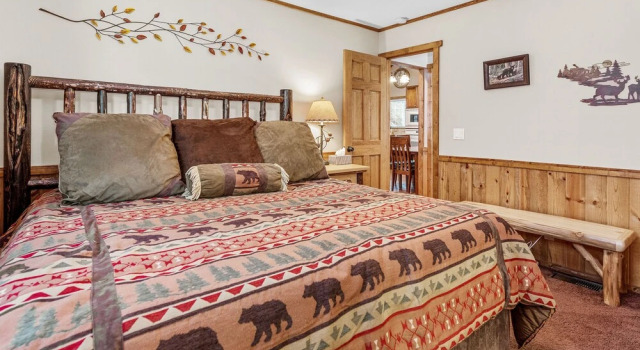 Blue Jay Chalet - Classic Mountain Cabin In One Of Big Bear's Quietest Neighborhoods! 1 Bedroom Cabin, Rezerwuj Chalet Big Bear Lake Stany Zjednoczone