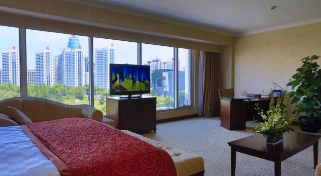 Двухместный номер Deluxe с видом на парк Beijing Continental Grand Hotel