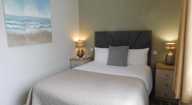 Двухместный номер Standard с видом на море Cullen Bay Hotel