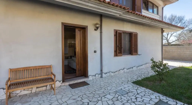 Апартаменты Цокольный этаж AnaeleHouseapartments LTB