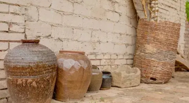Yan'an Xinyuan Cave Homestay, Prenota Hotel Hotel a Shaanxi con parcheggio, Parcheggio