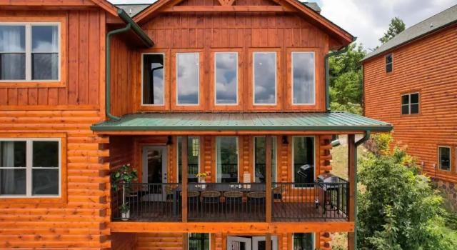 Duval by Avantstay 10min to DT Pigeon Forge w/ Indoor Pool, Hot Tub & Amazing Views!