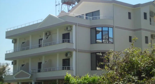 Red Rose Guest House, Rezervasyon Misafirhane Golem ucuz oteller