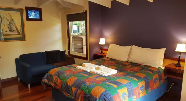 Студия с балконом Admiral Stirling Inn