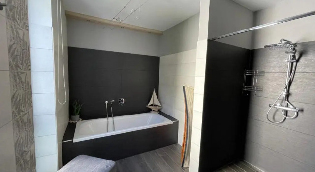 Апартаменты Monopol Apartments