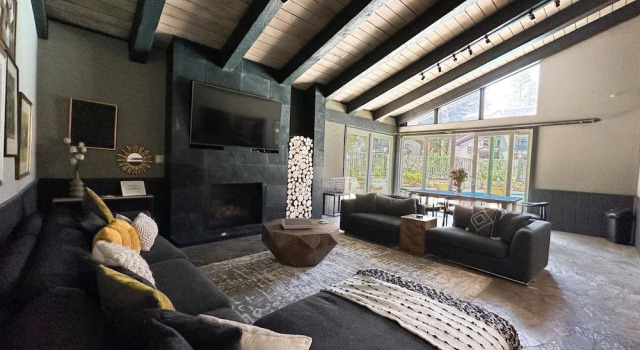 Номер Standard Chamonix #94 3 Bedroom Condo by RedAwning