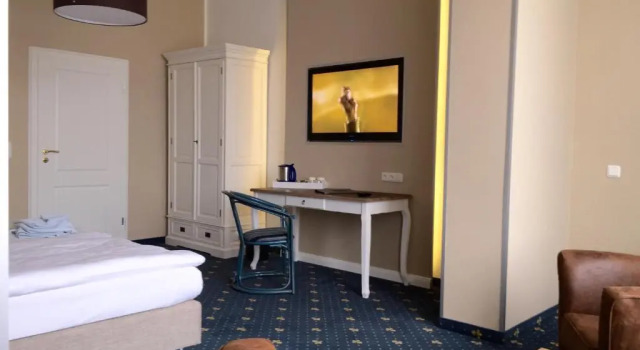 Hotel Villa Schwanebeck, Забронировать Отель Остзебад-Бинц земля Мекленбург-Передняя Померания