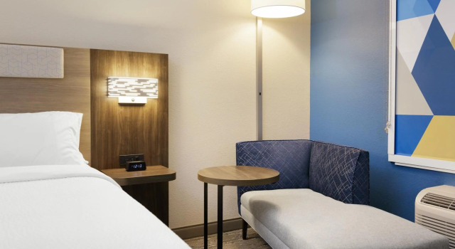 Holiday Inn Express South Haven by IHG, Varaa Hotelli South Haven Michigan