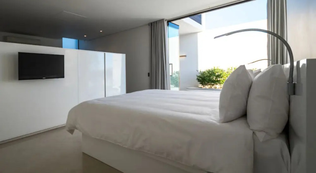 Executive Double Suite with balcony Livega House