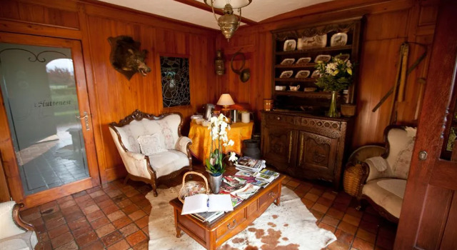 B&B ´t Huttenest, Rezerwuj Bed and Breakfast Hotele w Bruksela z parkingiem, Parking