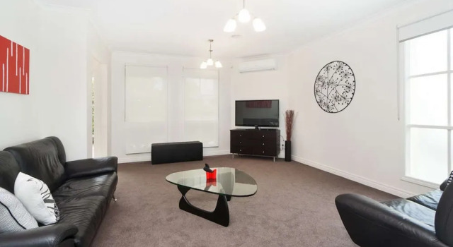 Апартаменты Smart Caulfield Townhouse