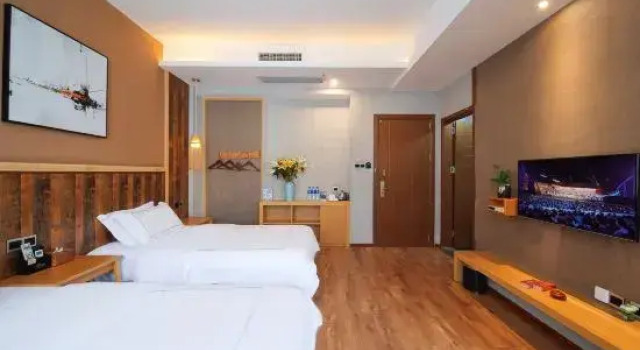 Люкс Wuyishan Tea Man's House Hotel (Sangu Resort)