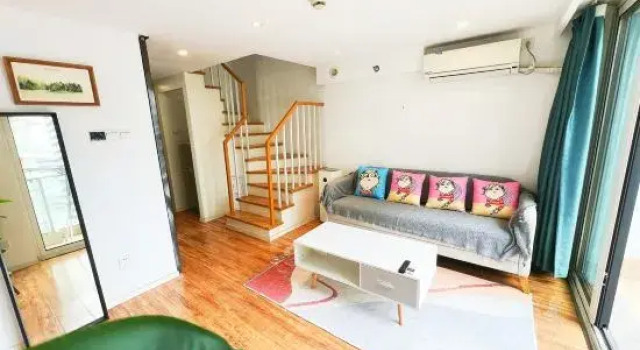 Люкс Дуплекс с 2 комнатами Shanghai Fools Fools Apartment
