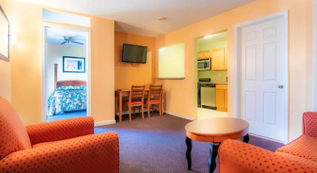 Люкс Master Suites Hotel