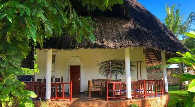 Вилла с 3 комнатами Diani-Paradise-Villas