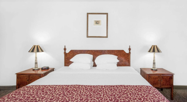Двухместный номер Standard Ramada by Wyndham Barstow
