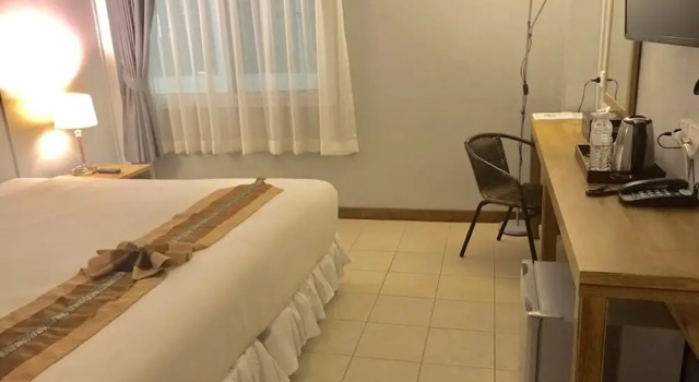 Двухместный номер Standard Ratana Hotel