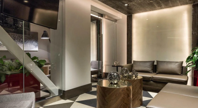 The Windsor Suites