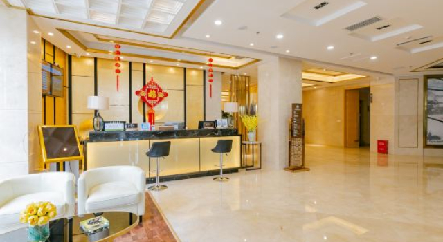 Hualong International Holiday Hotel, Rezerwuj Hotel Hotele biznesowe w Gansu, 4* 5*