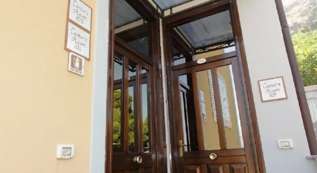 Villa Montereale B&B, Book Bed and Breakfast Hotels in Sicily with a Pool, Swimming Pool