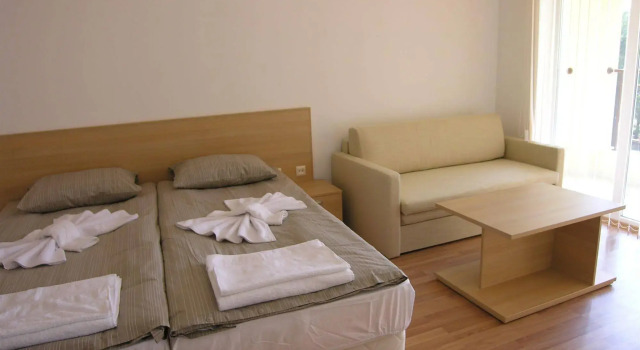 Apartment Complex Sunflower, Забронировать Апартаменты/квартира Апартаменты Солнечного берега, рядом с Mania Beach Bar, Апартаменты/квартира