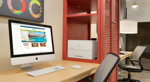 Home2 Suites by Hilton La Crosse, Book Hotel Hoteller i La Crosse med morgenmad, Morgenmad
