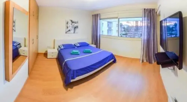 Prime Property Paradise, Boek Appartement Germasogeia 