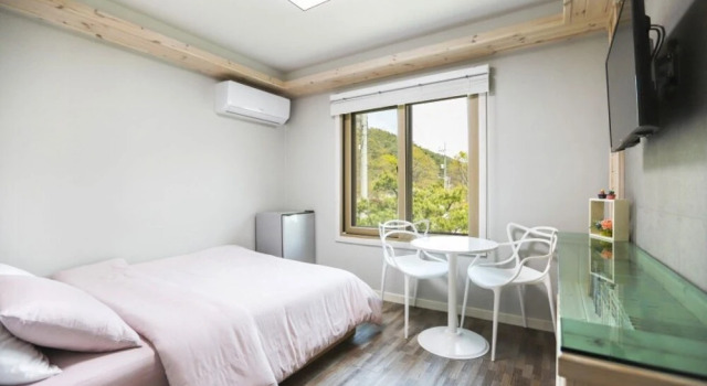 Buan Naesosa Maple Story Pension, Prenota Hotel Buan Jeollabuk-Do