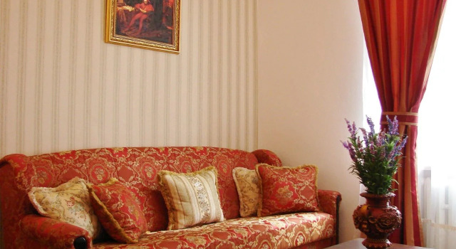 The Spiski Palace Apartments, Забронировать Апартаменты/квартира Апартаменты Кракова, рядом с Церковь Святого Франциска Ассизи, Апартаменты/квартира