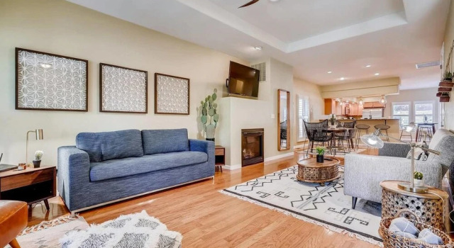 Five Points Firefly 5 BD Luxury Home in Denver!, Забронировать Отель Отели Денвера 4 звезды, рядом с Бейсбольный стадион «Курс-филд», 4*