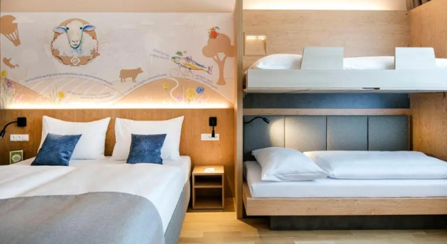 Четырёхместный номер Standard JUFA Hotel Weiz