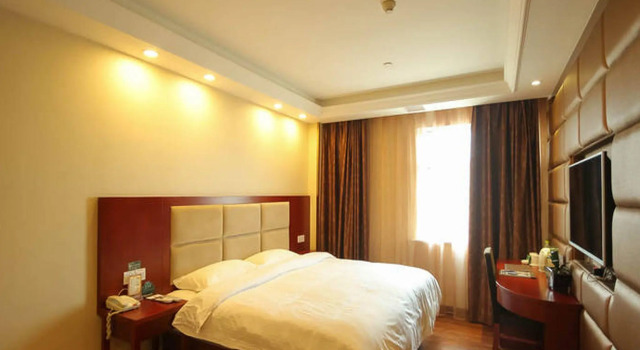 Номер Standard GreenTree Inn Suqian Sihong Passenger Station Zhongyuan Logistics District Hotel